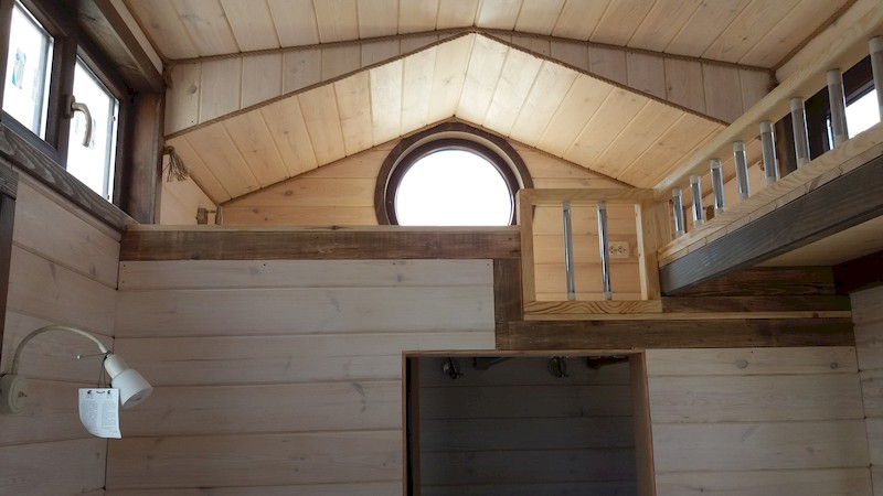 La TinyHouse de Brigitte : Deuxième Mezzanine et Passerelle